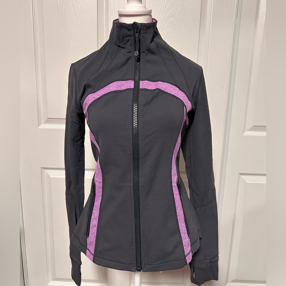 Lululemon Define Jacket*Cuffin, in purple /Grey  size 8